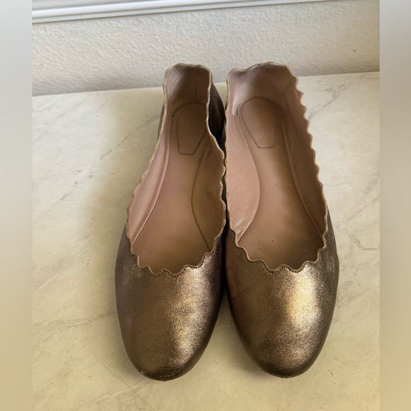 CHLOÈ Lauren Scalloped Leather Ballet Flats - Picture 3 of 12